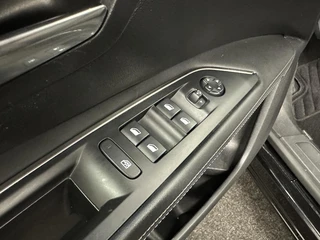 Peugeot 3008 1.2 PureTech Blue Lease Premium PANO CAMERA NAVI CRUISE CARPLAY. / 17