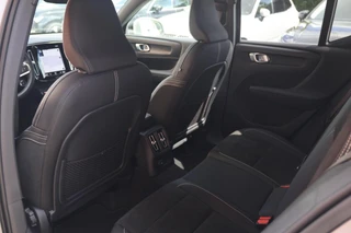 Volvo XC40 T4 Recharge Core Bright | Stoelverwarming | Trekhaak | Parkeercamera  | Keyless / 23