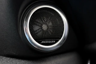 Land Rover Range Rover Evoque 1.5 P300e AWD R-Dynamic HSE Pano | Leder | Meridian Sound | 20" / 22