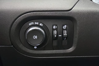 Opel Grandland X 1.6 Turbo Hybrid Innovation Stoelverwarming Keyless Trekhaak / 30