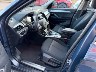 BMW X1 SDrive18i Executive Edition / ACC / Head-Up / Led / Trekhaak / Rijklaar !. / 22