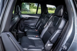 Volvo XC90 2.0 T8 AWD R-Design  Luchtvering Massage Stoelventilatie Head Up Panorama / 25