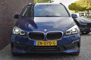 BMW 2 Serie Active Tourer 225xe LEDER SPORTSTOELEN NAVIGATIE LMV LED / 10