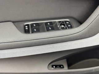 Polestar 2 Long Range Dual Motor Launch Edition 78kWh SOH 92,8% | Trekhaak | Panoramadak | 360° Camera | Harman/Kardon / 29