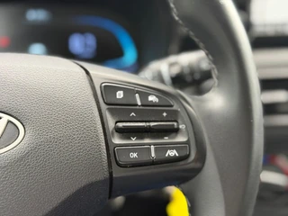Hyundai i10 1.0i Comfort Smart Navigatie + Camera / Airco / Cruisecontrol! / / 16