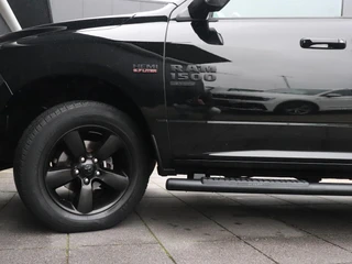 Dodge Ram 1500 5.7 V8 4x4 Crew Cab Classic | LEDER | SCHUIFDAK | LPG | TREKHAAK | NAVIGATIE / 22