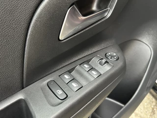 Opel Corsa 1.2 Level 4 Ultimate | 360* Camera | Cruise Control | Climate Control | Sportstoelen | Navigatie | Carplay/Android Auto / 10