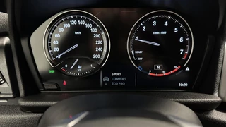 BMW 2-serie Active Tourer 216i Executive Edition LM NAVI LED HEAD UP. / 26
