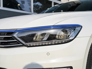 Volkswagen Passat Variant 1.4 TSI GTE Connected Series Camera | Full LED | App-connect | Comfortstoelen | PDC v+a | / 22