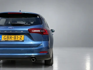 Ford Focus Wagon 1.0 EcoBoost Hybrid 155 pk Titanium AUT. | 1e eigenaar | dealer onderh. | navigatie | cruise control | BTW auto / 13