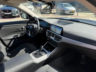 BMW 3-serie Touring 320e High Executive *Laser Koplampen* / 15