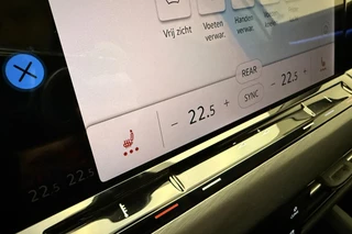 Volkswagen Golf 1.4 eHybrid Style 204pk | DSG | Trekhaak | Navigatie | Comfortstoel | Apple Carplay/Android Auto | Adapt. Cruise control | Climate control | LED koplampen / 34