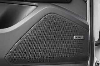 Porsche Cayenne Coupé 3.0 E-Hybrid Platinum Edition *Krijt* | Sportuitlaat | Panorama | ACC | Trekhaak | Ventilatie | Achterasbesturing | Bose | Head-Up | 22'' Wielen | / 25