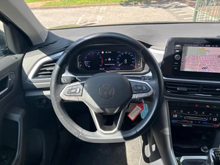Volkswagen T-Roc 1.0 TSI Life Business  Airco-Ecc/Alu wielen/Mistl./Navigatie / 16
