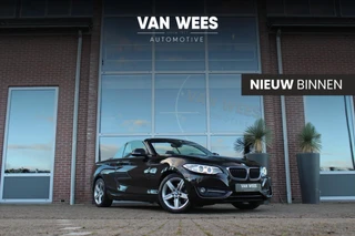 BMW 2-serie Cabrio 220i Sport | Origineel NL | Cruise control | Stoelverwarming | Xenon | Sportstoelen | HiFi audio | Navigatie Professional | Sportstuur | Chrome Line | Keyless entry / 2