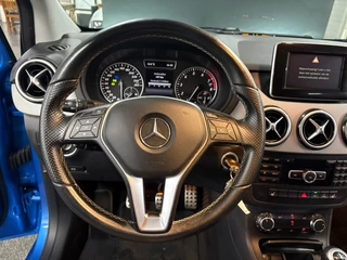 Mercedes-Benz B-Class 180 Ambition Nederlandse auto/ Trekhaak/ Parkeersensoren voor en achter/ Set winterbanden / 15