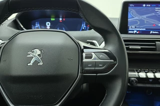 Peugeot 5008 1.2 PureTech Crossway Leer/Alcantara l 360 camera l Schuif-Kanteldak l Focal l Climate control l Cruise Control Adaptief l Full-LED l DAB l Apple Carplay & Android Auto / 21