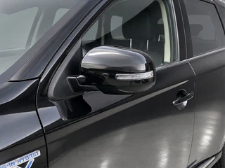 Mitsubishi Outlander 2.4 PHEV Intense+ 4WD 225 pk AUT. | 1e eigenaar | navigatie | trekhaak | elektr. v. stoel | carplay | alcantara / 12