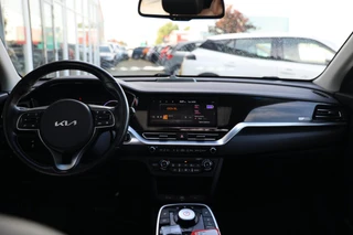 Kia e-Niro DynamicPlusLine 64 kWh|Schuif-kanteldak|Stoelverwarming|Camera|Clima|Cruise|Telefoon / 10
