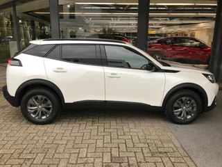Peugeot 2008 1.2 PureTech Style | Camera | Navigatie / 4