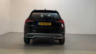 Skoda Kamiq 1.0 TSI 110pk Ambition Parkeersensoren Climate Control DAB+ Cruise Control / 10