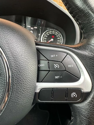 Jeep Renegade 1.4 MultiAir Longitude|SCHUIFDAK|NAVI|CRUISE / 40