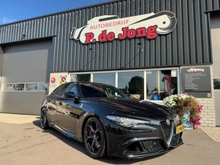 Alfa Romeo Giulia 2.9 V6 QUADRIFOGLIO Carbon pakket Sparco kuipstoelen Carplay Perfect onderhouden! / 6