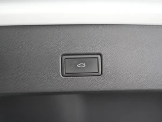 Volkswagen T-Roc 1.5 TSI Sport Business R-line | Trekhaak afneembaar | Pano | Winterpakket | Virtual | / 34