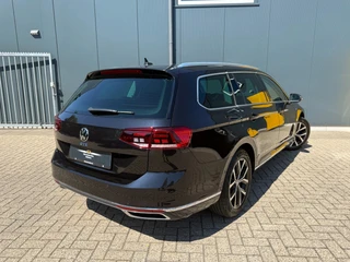 Volkswagen Passat Variant 1.4 TSI PHEV GTE * Trekhaak * AUTOMAAT * Parkeercamera * Head-up Display * / 2