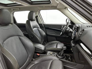 Mini Countryman 1.5 Cooper S E ALL4 Chili Automaat | Cruise Control | Stoelverwarming | Navigatie | Leder | Panoramadak / 13