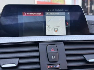 BMW 3 Serie Touring BWJ 2019 330i 252 PK High Executive M-SPORT AUTOMAAT | PANO | LEDER | STOELVERW. | NAVI | CLIMA | CRUISE | FULL LED | 19" LMV | CAMERA | PDC | / 18