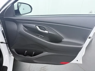 Hyundai i30 Wagon 1.0 T-GDI Comfort  Lendensteunverstelling - Cruise Control - Achteruitrijcamera - Climate Control / 44