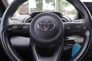 Toyota Yaris 1.5 Hybrid 115 DYNAMIC STOELVERW. LED KOPLAMPEN LENDE STEUN AD-CRUISE CAMERA CLIMA / 11