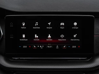 Skoda Octavia Combi 1.4 TSI RS iV PHEV Business 245 PK Panoramadak Matrix LED Camera Sfeerverlichting Stoelverwarming 19" / 26