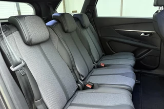 Peugeot 5008 1.2 Hybrid 136pk Allure Pack Business | Autmaat | 7 Zits | Achteruitrij camera | Elektrische achterklep | 18inch LichtMetalen Velgen / 16
