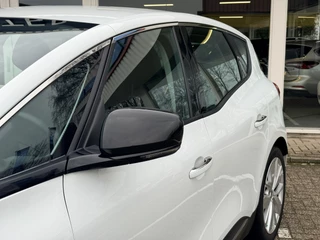 Renault Scénic 1.3 TCe Limited  | Keyless | Navi | Apple / Android | DAB + | PDC v+a | Cruise / 17