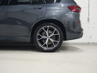 BMW X5 xDrive45e M-Sport Panoramadak | CoPilot | Laser | Harman Kardon / 42