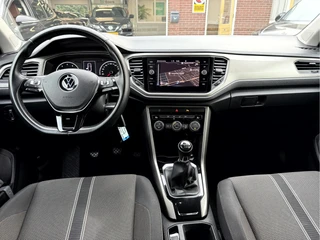 Volkswagen T-Roc 1.0 TSI Style  Camera, App Connect, Elek.Achterklep, Trekhaak / 7