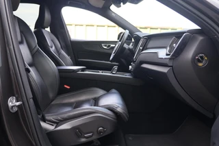 Volvo XC60 T6 Recharge AWD R-Design | Stoelverwarming & Koeling | 360° Camera | Panoramadak | Long Range | H/K | Keyless / 27