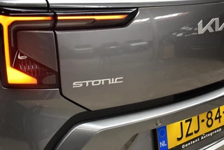 KIA Stonic 1.0 T-GDi MHEV 100pk DCT7 DynamicPlusLine / 12