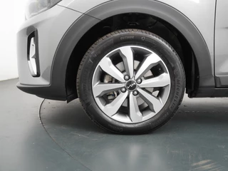 Kia Stonic 1.0 T-GDi MHEV DynamicPlusLine  - Camera - Cruise control - Stoel/stuurverwarming - AppleCarplay - Android Auto Fabrieksgarantie tot 04-2032 of 150.000km / 17