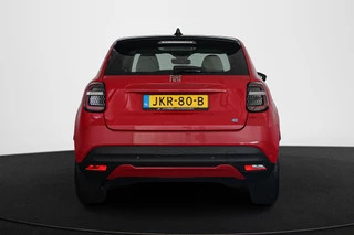 Fiat 600e Urban 54 kWh SOH 97% Pack Style Apple CarPlay / 16