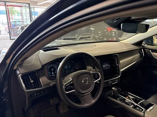 Volvo V90 2.0 T6 AWD Business Pro Automaat / Pano / leder / Harman Kardon / navi / camera/ head up / 12