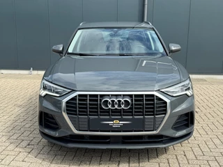 Audi Q3 45 TFSI* AUTOMAAT* Parkeercamera* Xenon/led * Navigatiesysteem * / 10