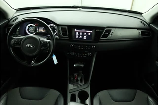 Kia Niro 1.6 GDi Hybrid DynamicLine  - Trekhaak - Apple Carplay/Android Auto - Achteruitrijcamera - Cruise Control - Virena Zekerheidspakket t.w.v. €895,- / 32
