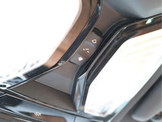 BMW 3 Serie 320i High Executive Edition  | Schuifdak | Leder | Camera | Org. NL / 65