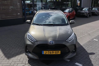 Toyota Yaris 1.5 HYBRID DYNAMIC LED LMV-16" APPLE/ANDROID KEYLESS NAVI ALL-SEASON DEALER ONDERHOUDEN / 9