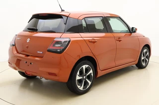 Suzuki Swift 1.2 Style Smart Hybrid / 2