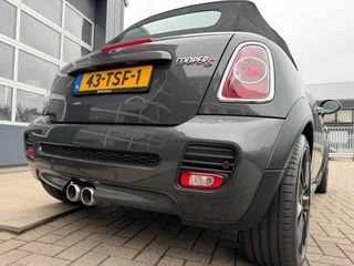 MINI Cooper S Cabrio 1.6 Chili Works / Harman & Kardon / Leder / Cruise / NL met NAP ! / 22