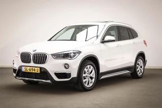 BMW X1 xDrive20i High Executive | PANORAMADAK | HEAD UP | STOELVERWARMING | TREKHAAK